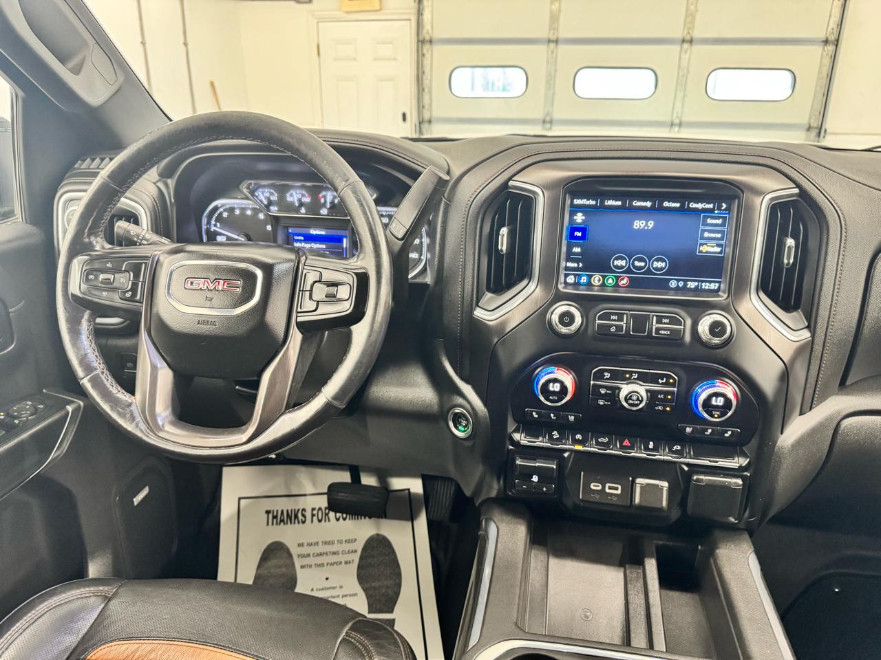 GMC Sierra 1500 4WD Crew Cab 147" AT4 2021