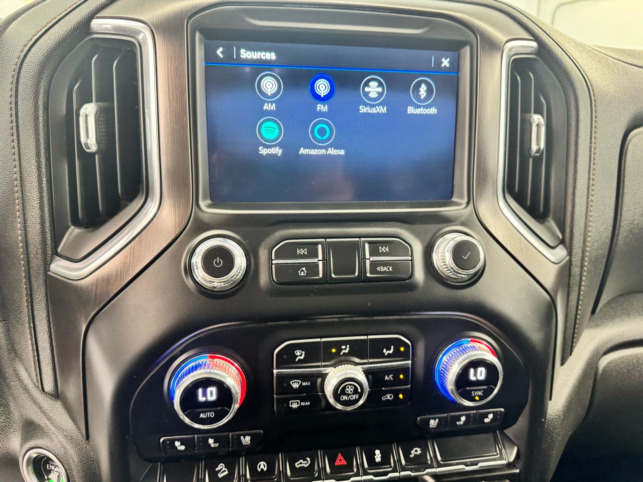 GMC Sierra 1500 4WD Crew Cab 147" AT4 2021