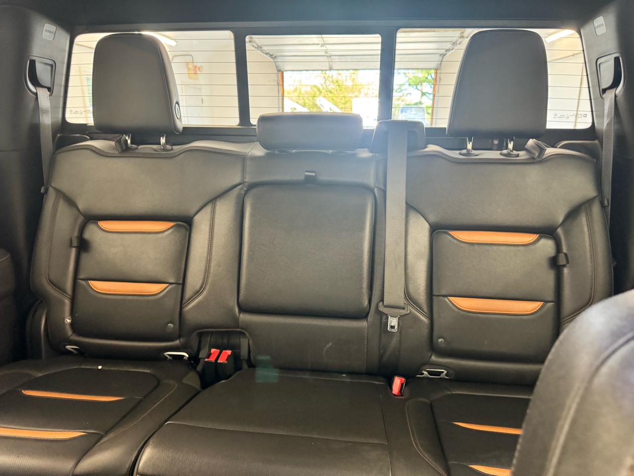 GMC Sierra 1500 4WD Crew Cab 147" AT4 2021
