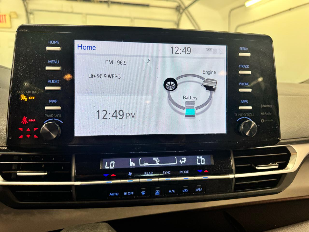 Toyota Sienna LE AWD 8-Passenger (Natl) 2022