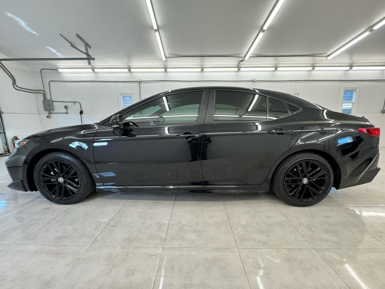 Toyota Camry XLE (Natl) 2025