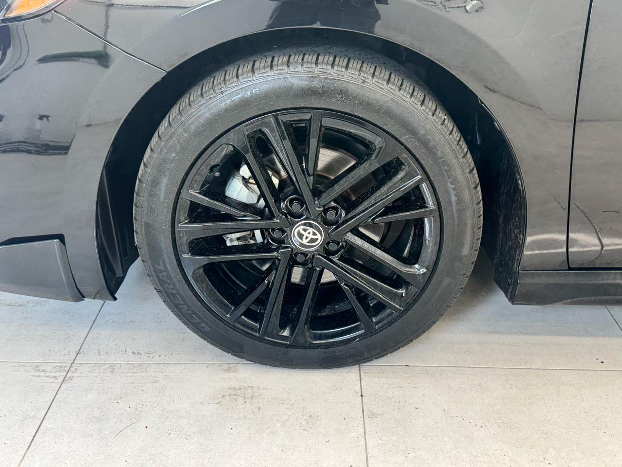 Toyota Camry XLE (Natl) 2025