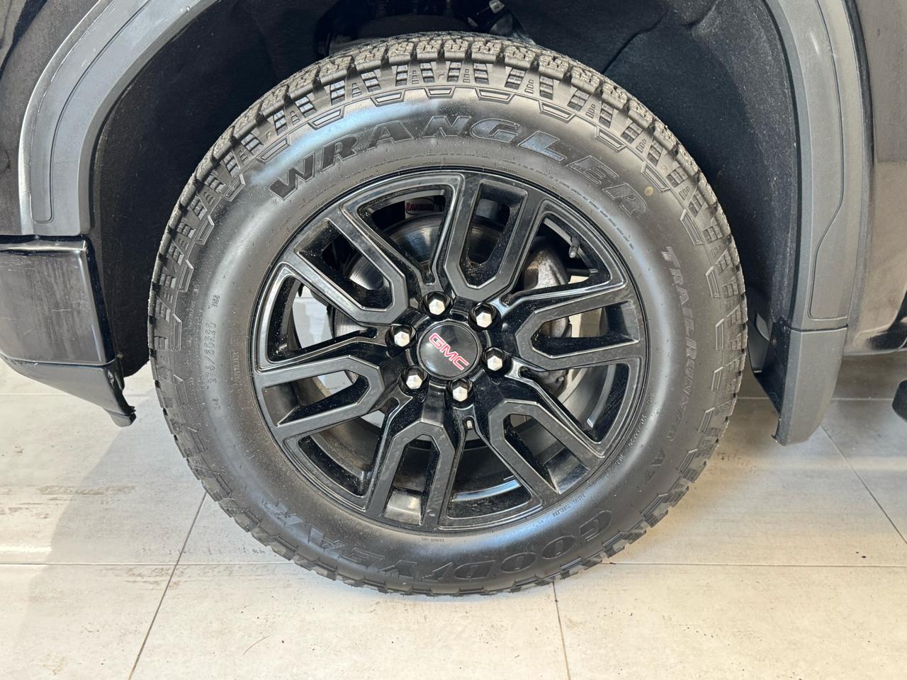 GMC Sierra 1500 4WD Crew Cab 147" Elevation w/3SB 2021
