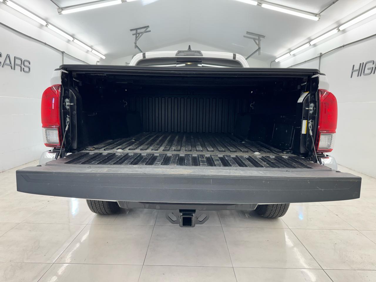 Toyota Tacoma 4WD TRD Off Road Double Cab 5' Bed V6 MT (Natl) 2023