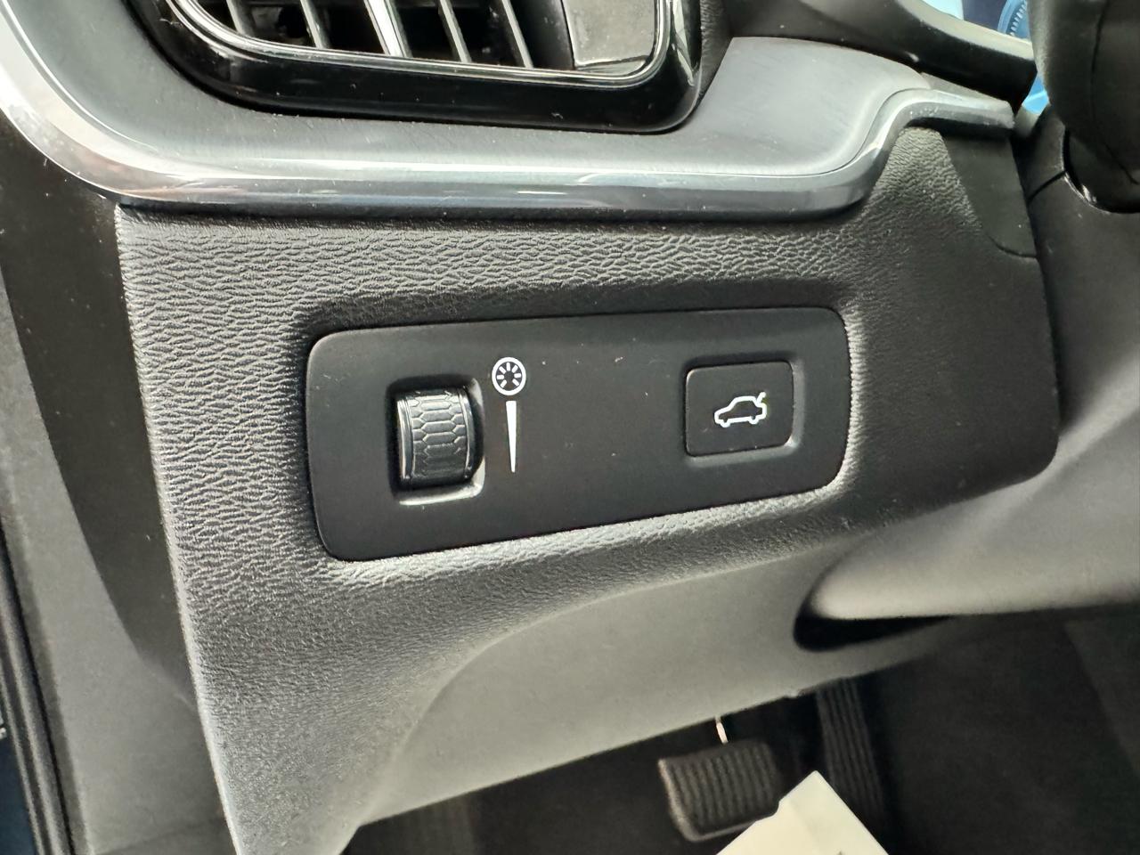 Volvo XC60 T6 AWD Momentum 2020