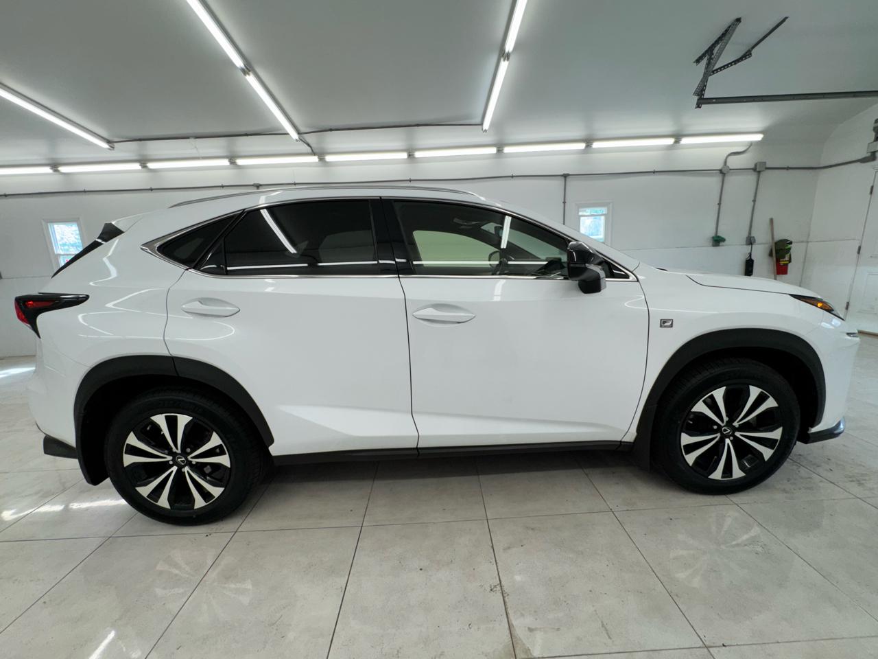Lexus NX NX 300 F SPORT AWD 2021