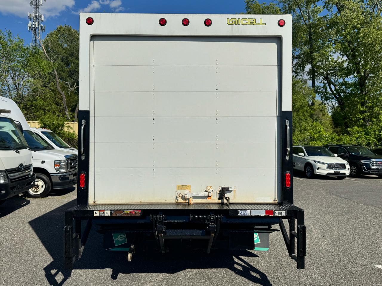 Ford E-Series Cutaway E-350 SRW 138" WB 2021