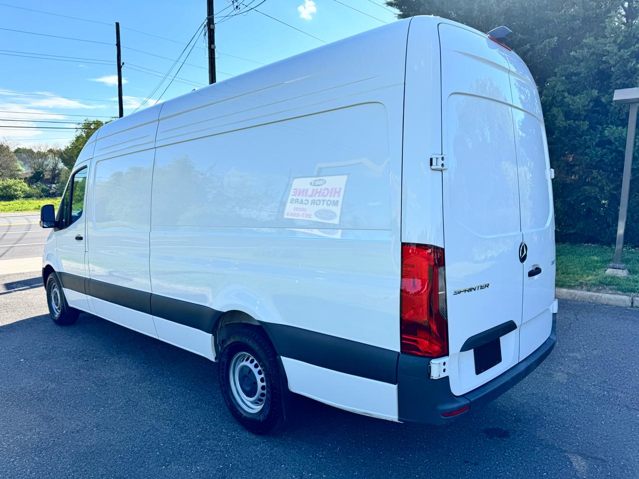 Mercedes-Benz Sprinter Van 2500 High Roof I4 Diesel HO 170" RWD 2024