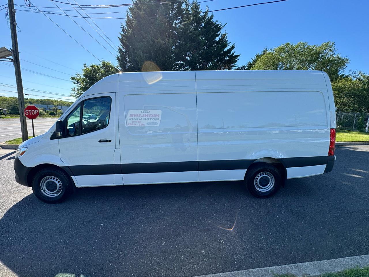 Mercedes-Benz Sprinter Van 2500 High Roof I4 Diesel HO 170" RWD 2024
