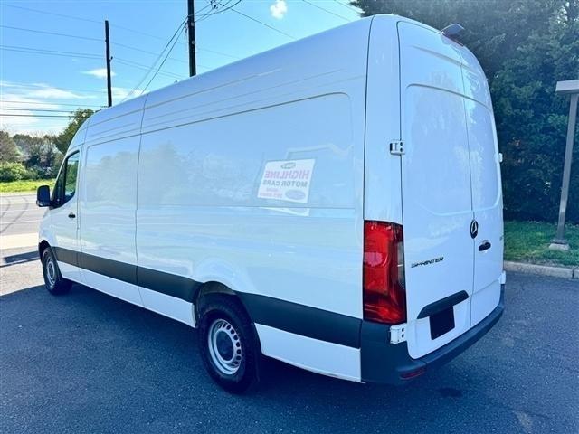 Mercedes-Benz Sprinter Van 2500 High Roof I4 Diesel HO 170" RWD 2024