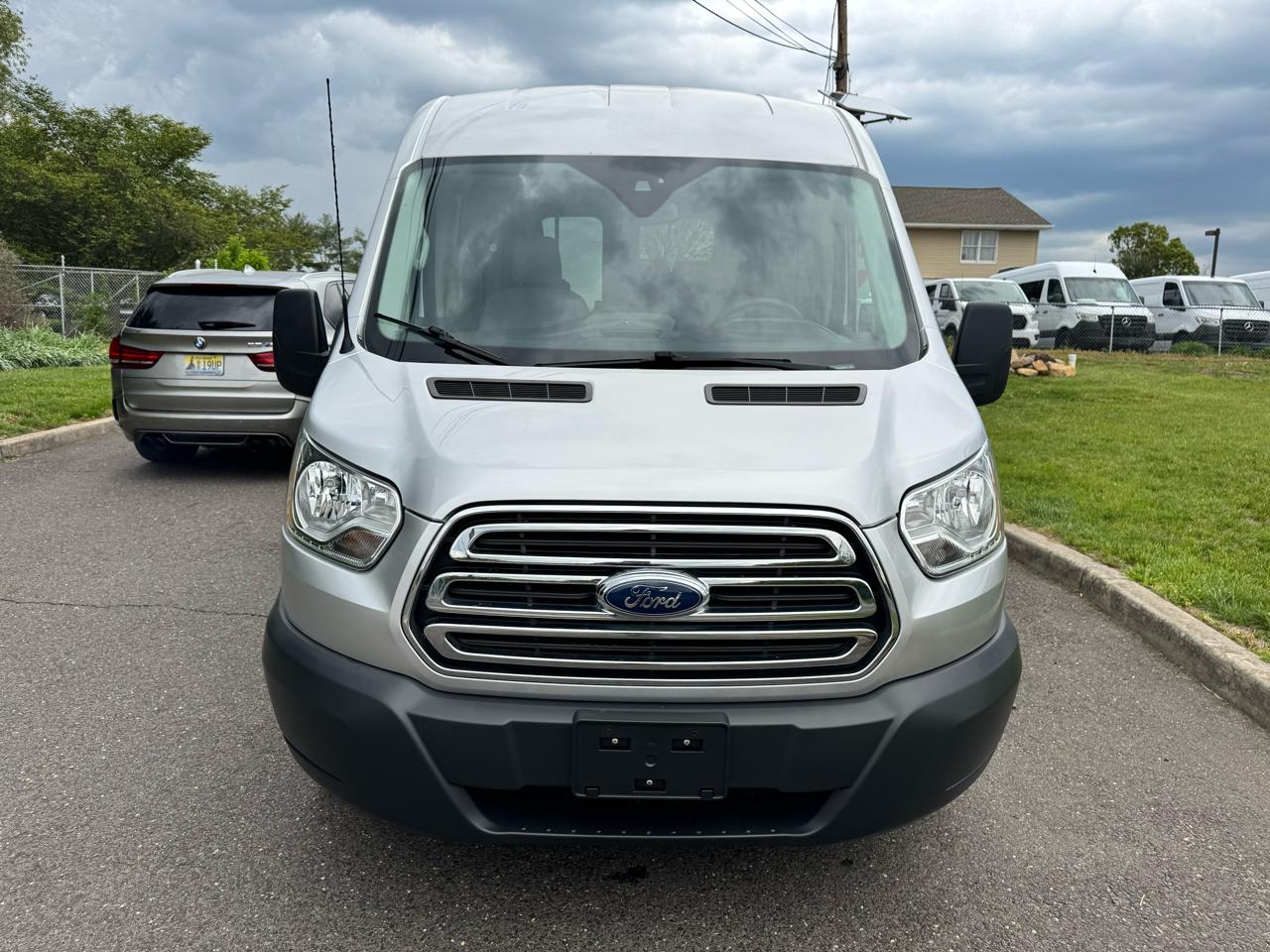 Ford Transit Passenger Wagon T-150 130" Med Roof XLT Sliding RH Dr 2018