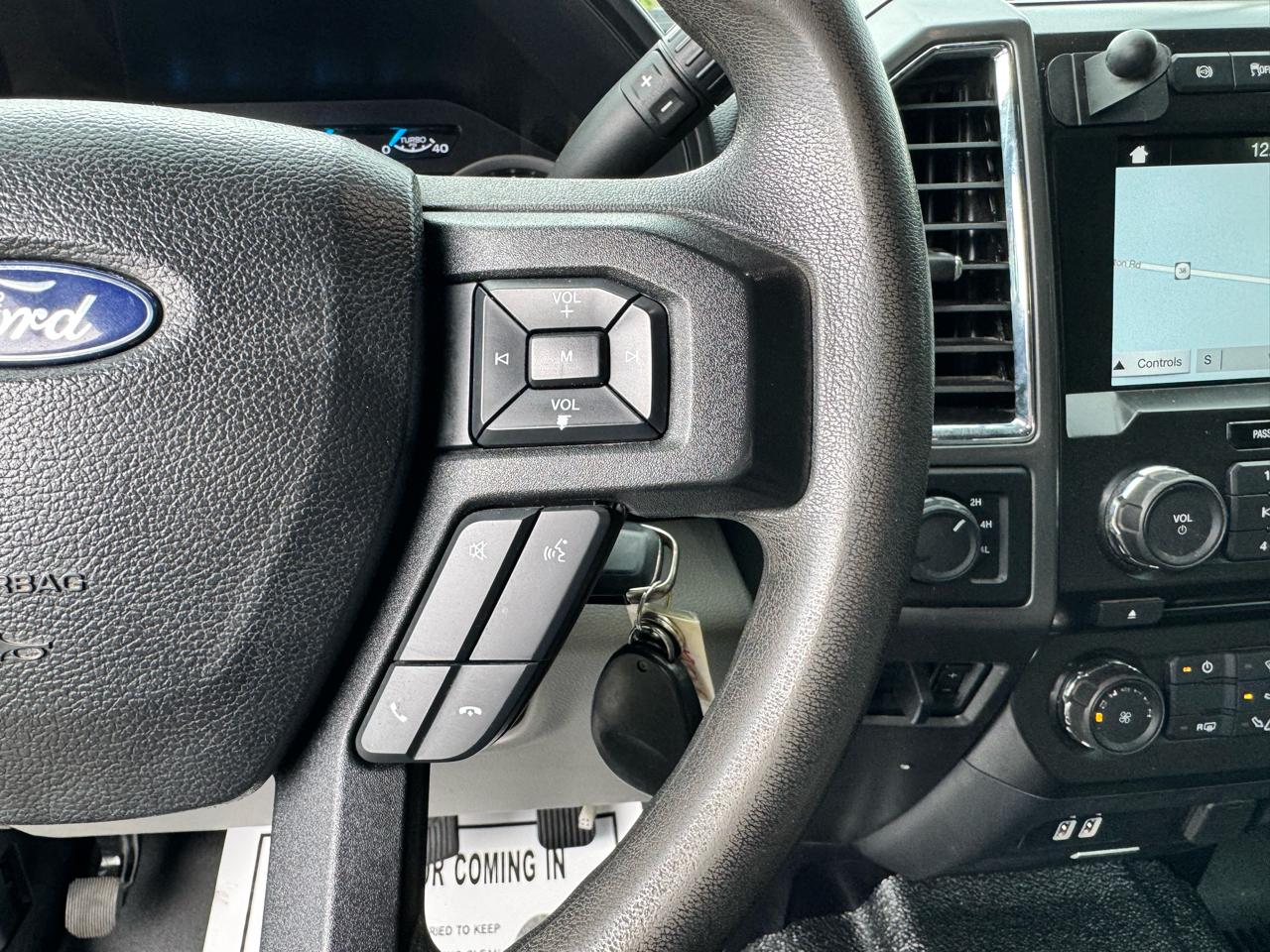 Ford Super Duty F-450 DRW XLT 4WD SuperCab 168" WB 60" CA XLT 2017