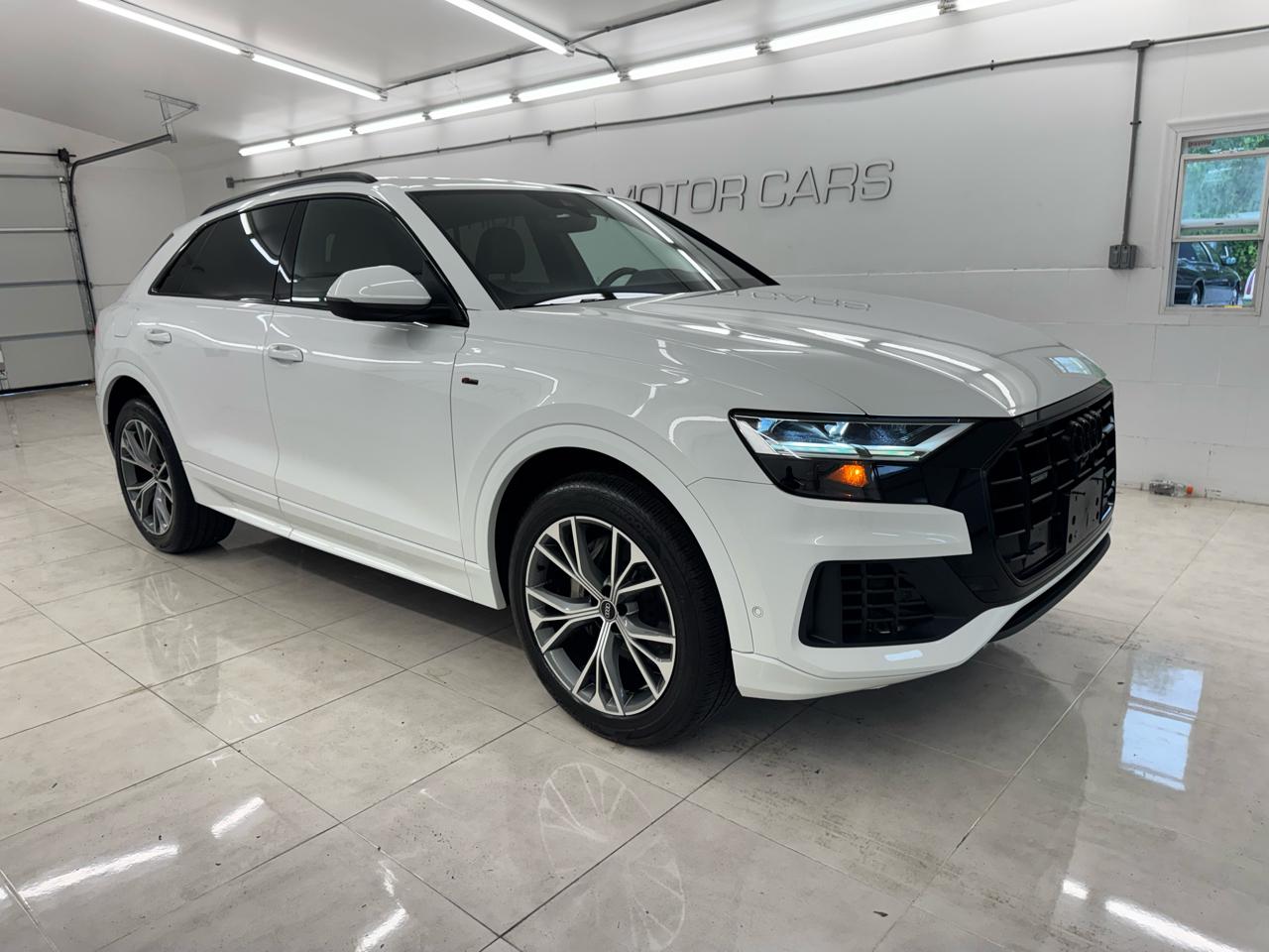 Audi Q8 Premium 55 TFSI quattro 2021