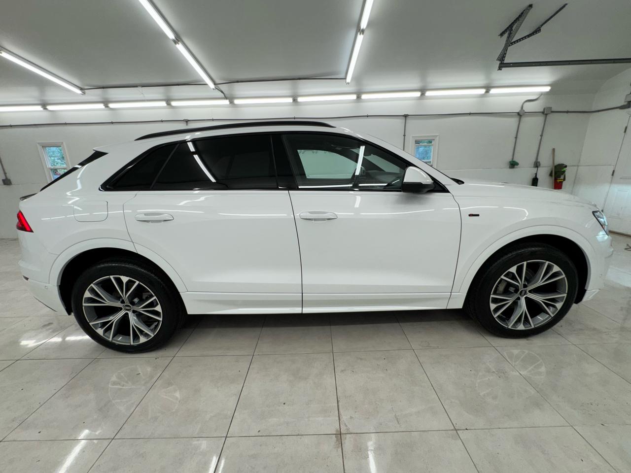 Audi Q8 Premium 55 TFSI quattro 2021