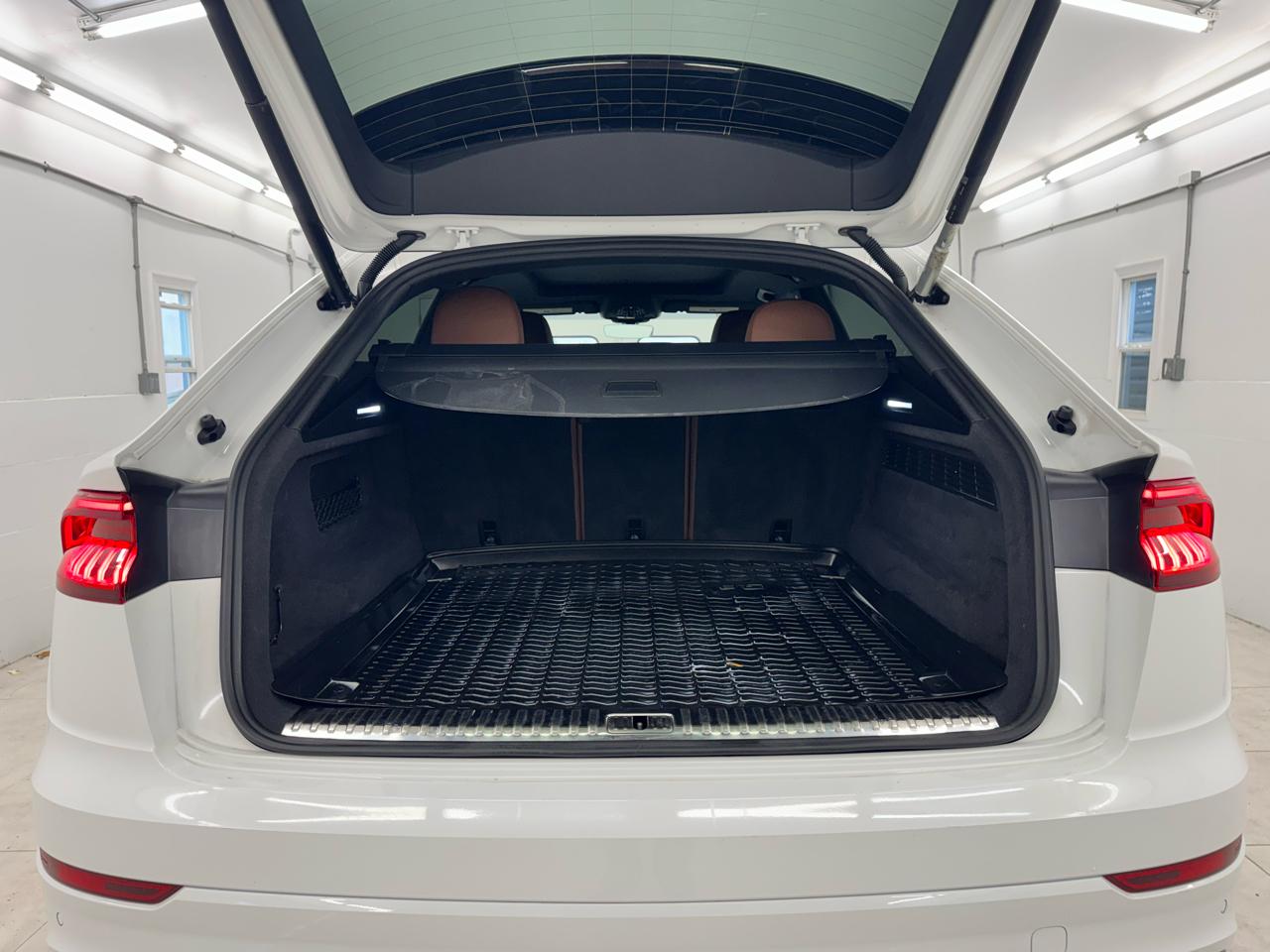 Audi Q8 Premium 55 TFSI quattro 2021