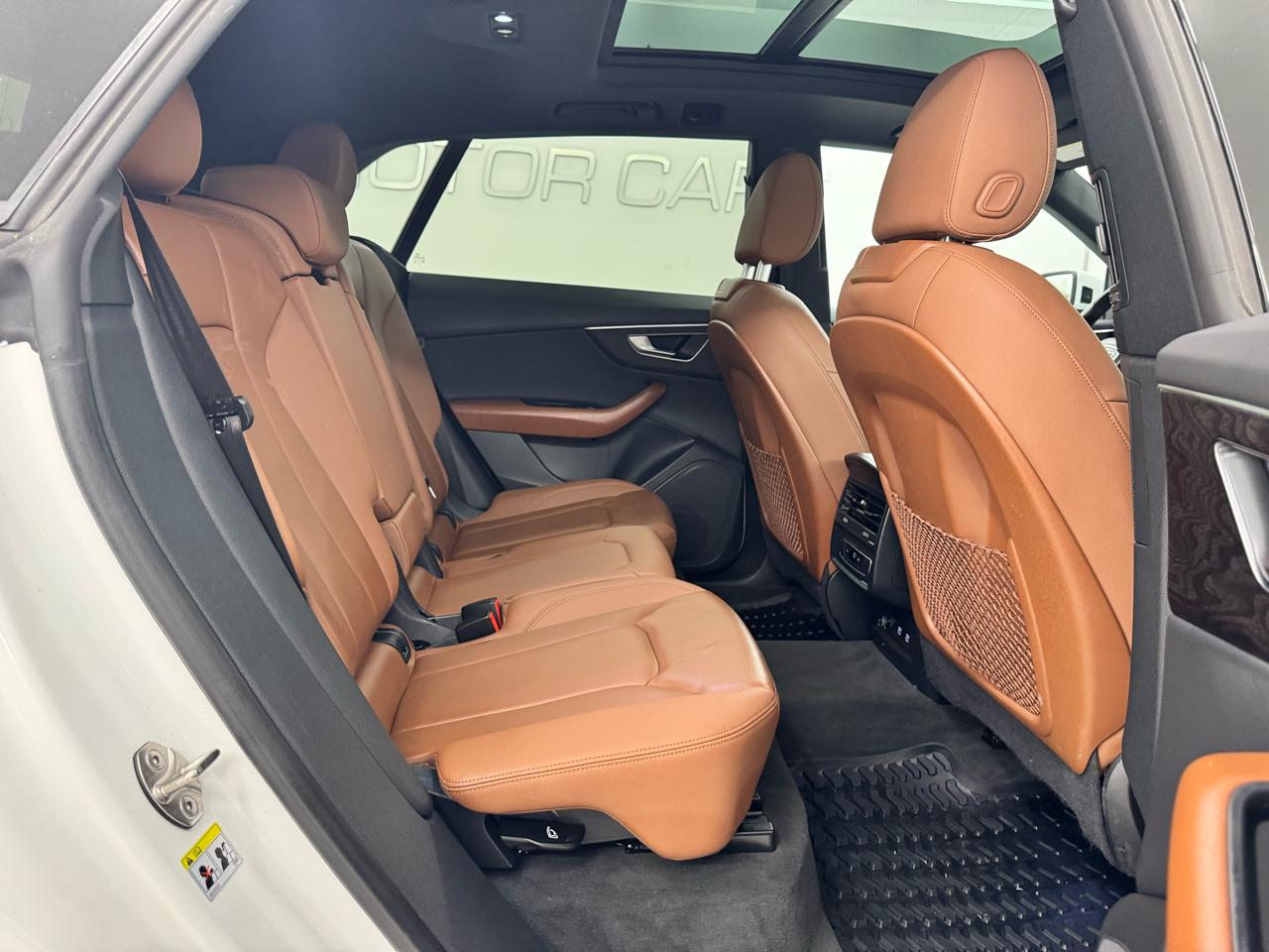 Audi Q8 Premium 55 TFSI quattro 2021