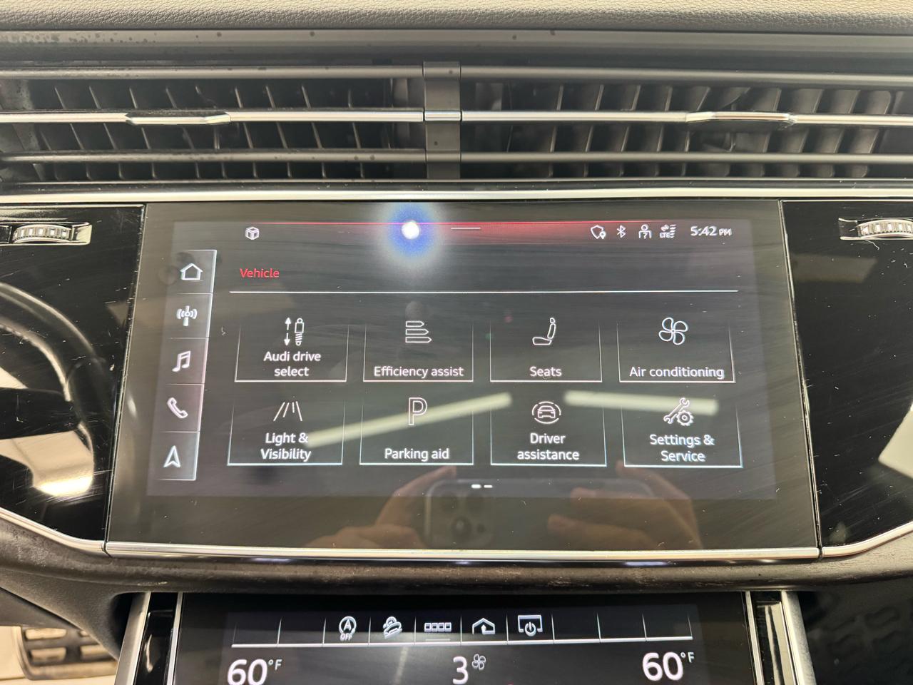 Audi Q8 Premium 55 TFSI quattro 2021
