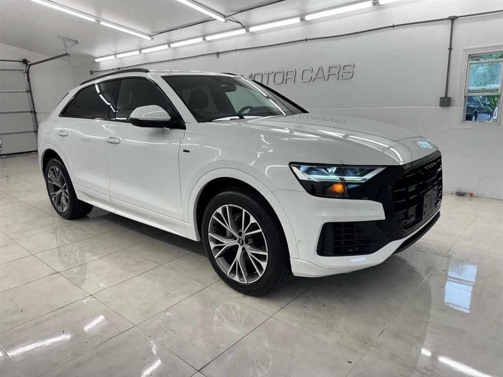Audi Q8 Premium 55 TFSI quattro 2021