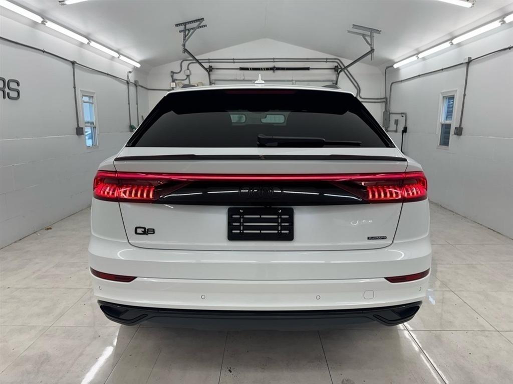 Audi Q8 Premium 55 TFSI quattro 2021