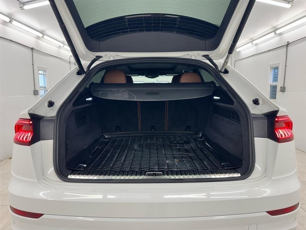 Audi Q8 Premium 55 TFSI quattro 2021