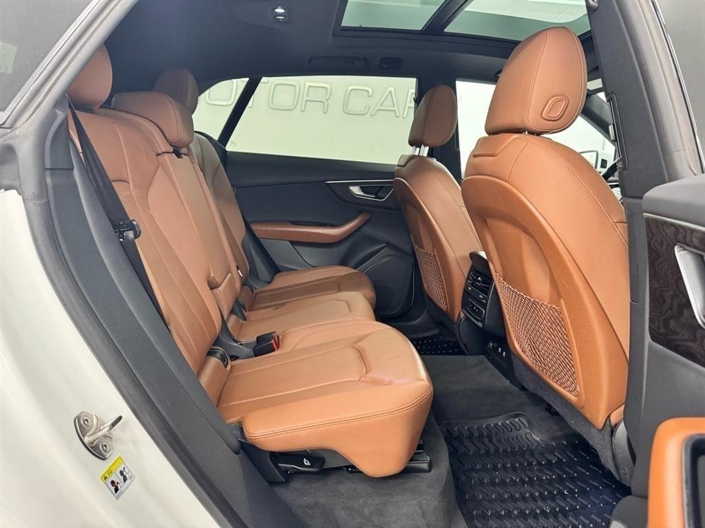 Audi Q8 Premium 55 TFSI quattro 2021