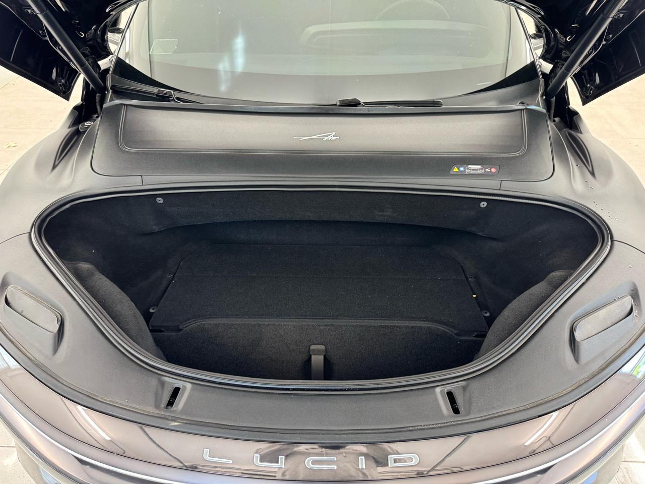 Lucid Air Touring AWD 2024