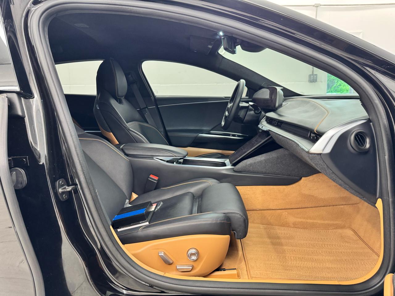 Lucid Air Touring AWD 2024
