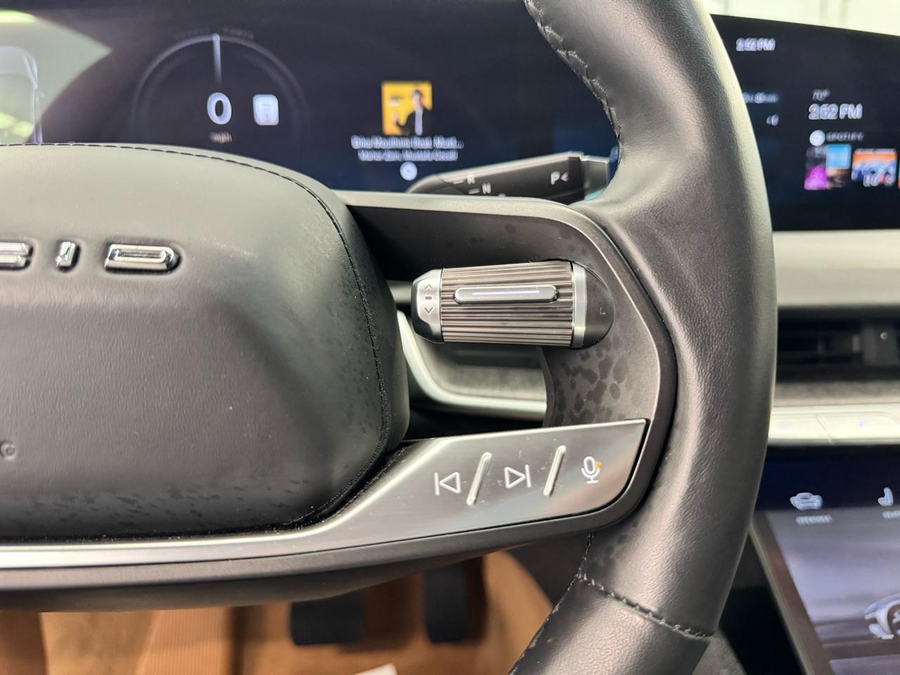 Lucid Air Touring AWD 2024