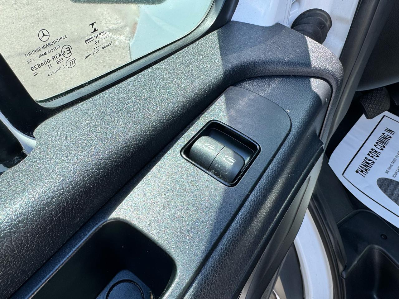Mercedes-Benz Sprinter Passenger Van 2500 High Roof V6 170" RWD 2019