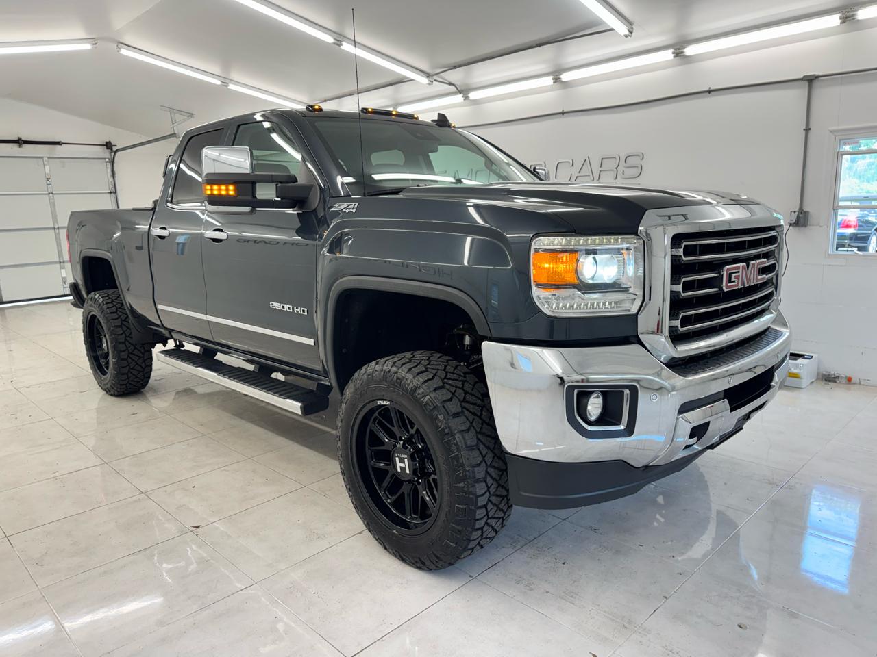 GMC Sierra 2500HD 4WD Double Cab 144.2" SLT 2017