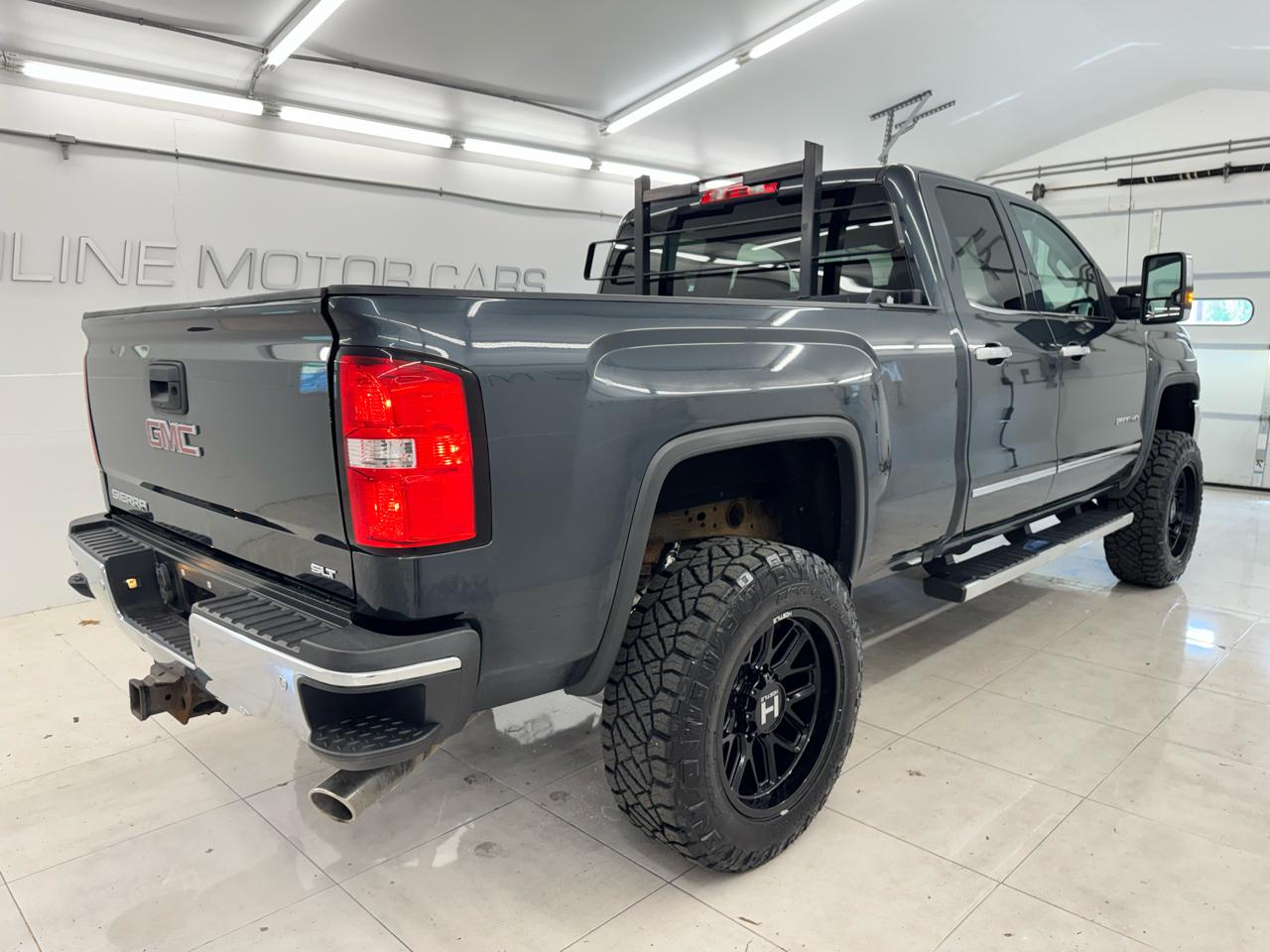 GMC Sierra 2500HD 4WD Double Cab 144.2" SLT 2017