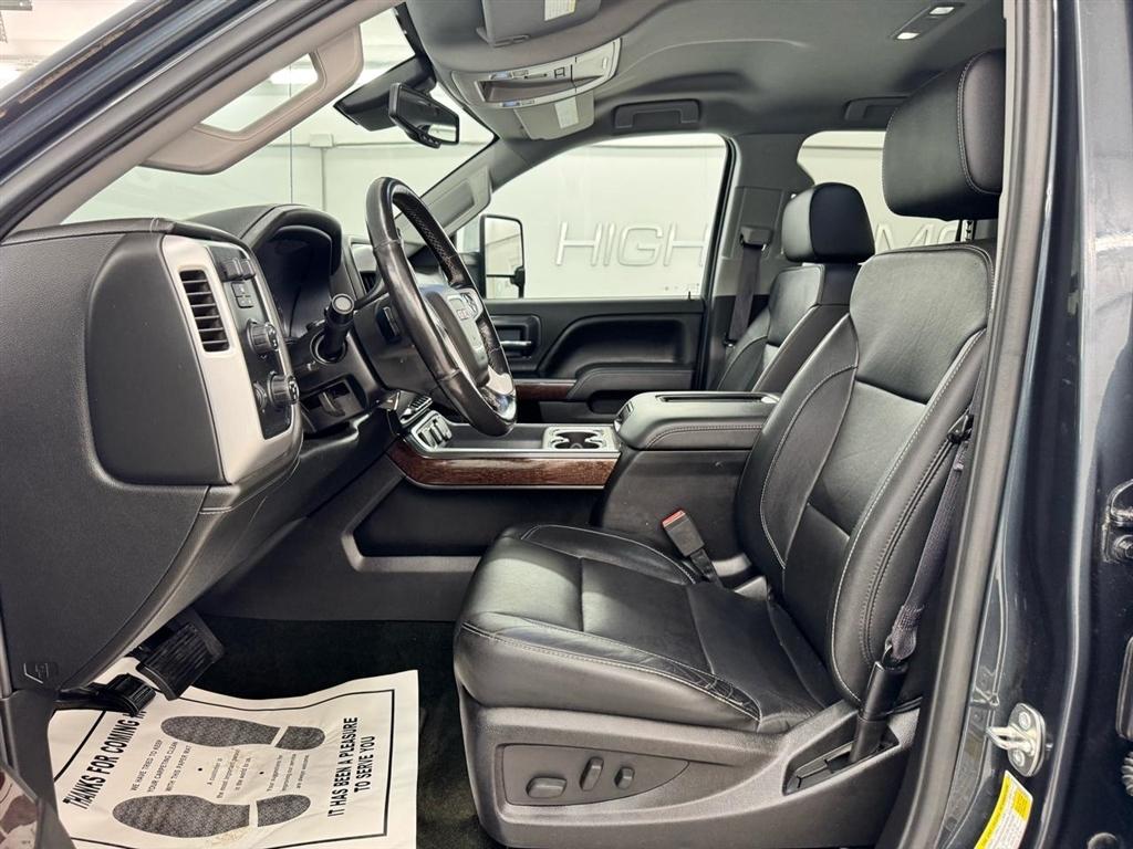 GMC Sierra 2500HD 4WD Double Cab 144.2" SLT 2017