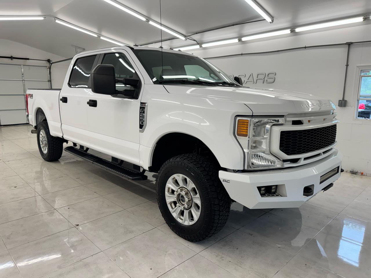 Ford Super Duty F-250 SRW King Ranch 4WD Crew Cab 8' Box 2021