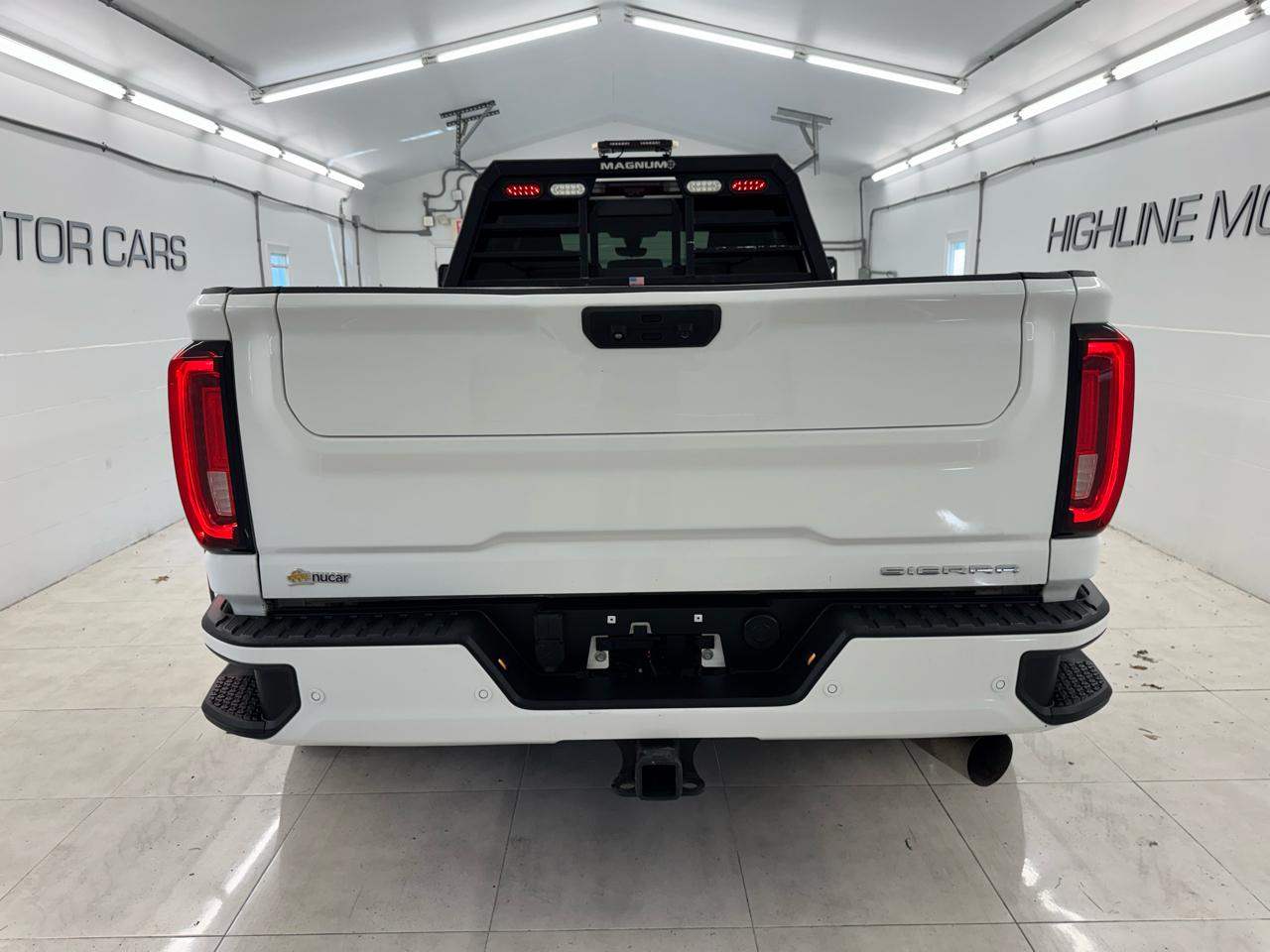 GMC Sierra 3500HD 4WD Crew Cab 172" Denali 2021