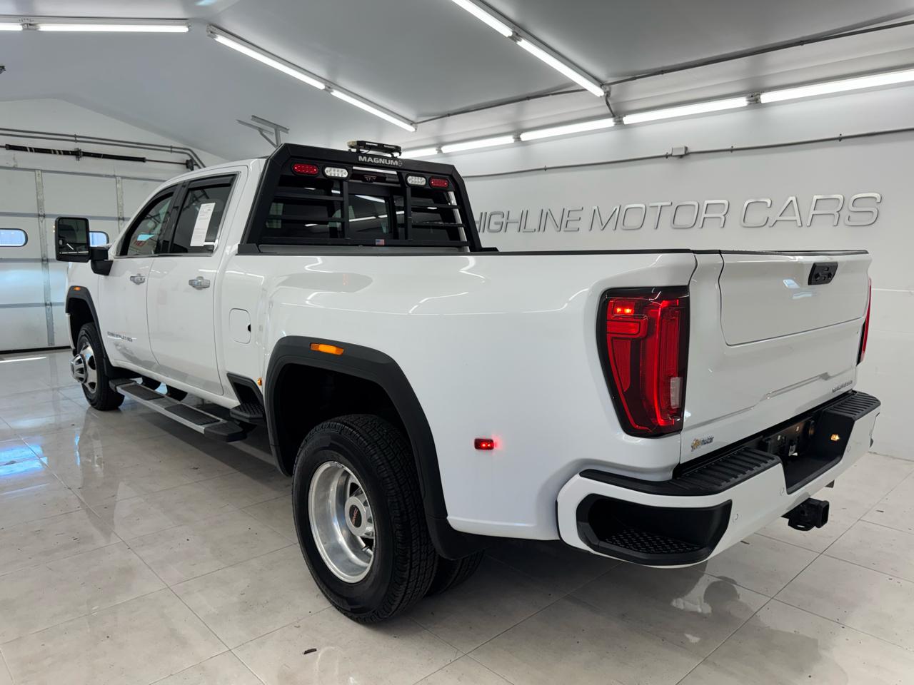 GMC Sierra 3500HD 4WD Crew Cab 172" Denali 2021