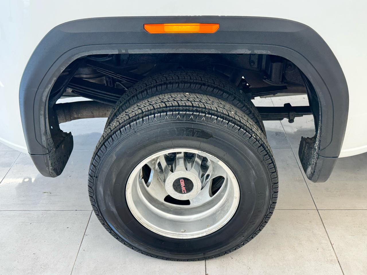 GMC Sierra 3500HD 4WD Crew Cab 172" Denali 2021