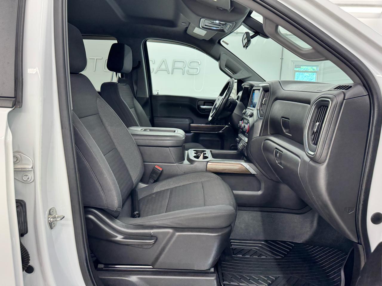 Chevrolet Silverado 1500 4WD Crew Cab 147" RST 2021