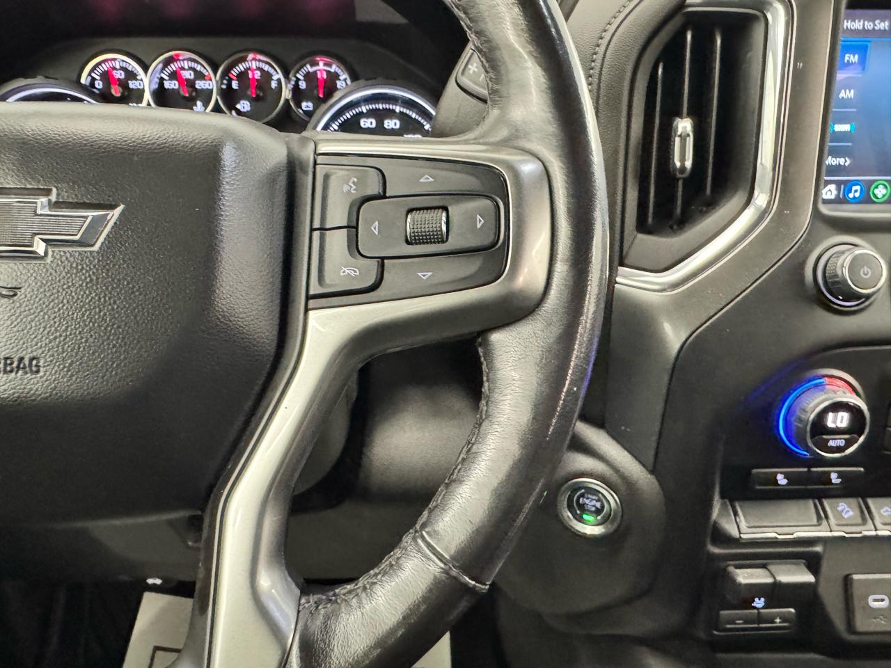 Chevrolet Silverado 1500 4WD Crew Cab 147" RST 2021