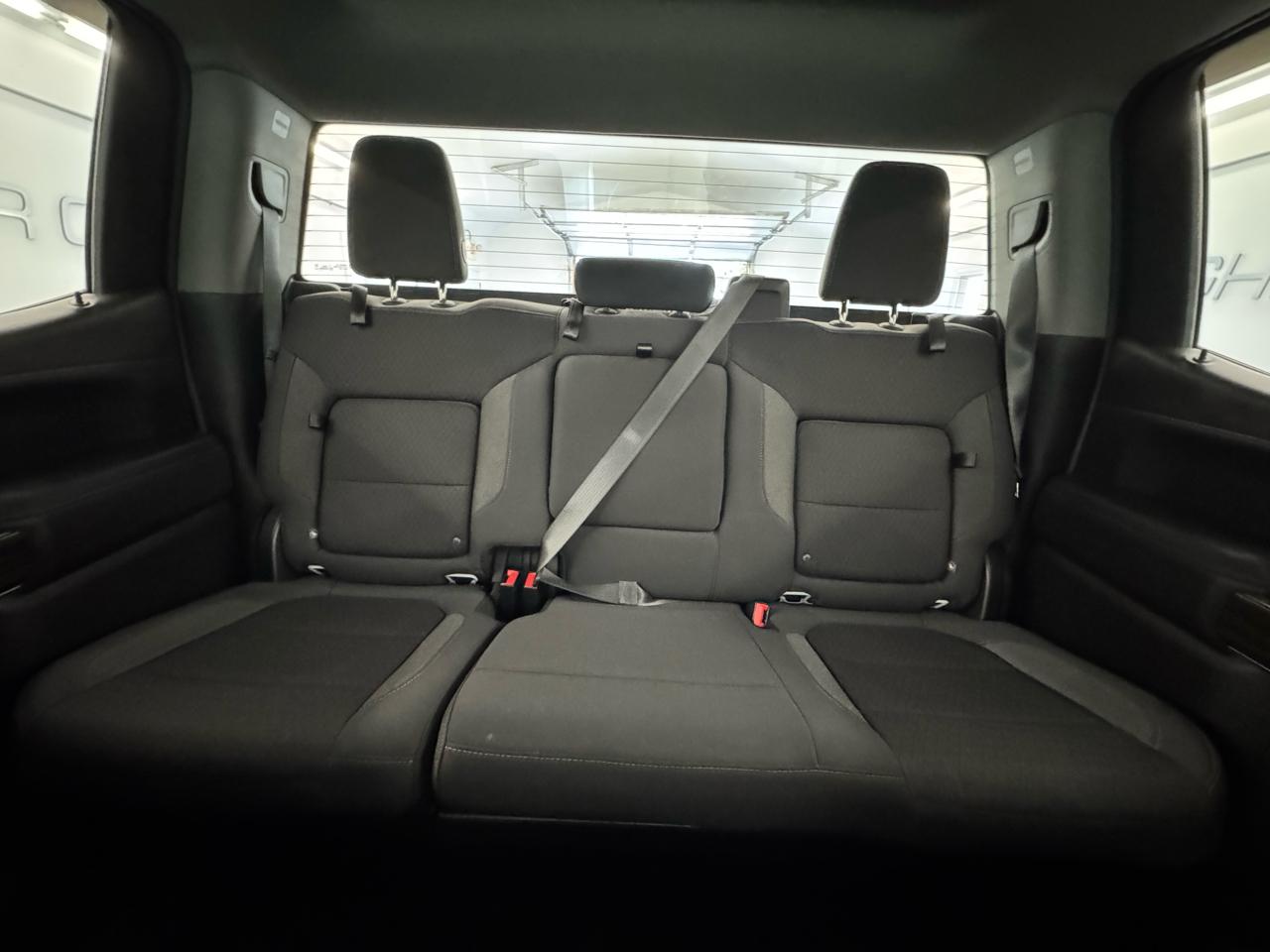 Chevrolet Silverado 1500 4WD Crew Cab 147" RST 2021