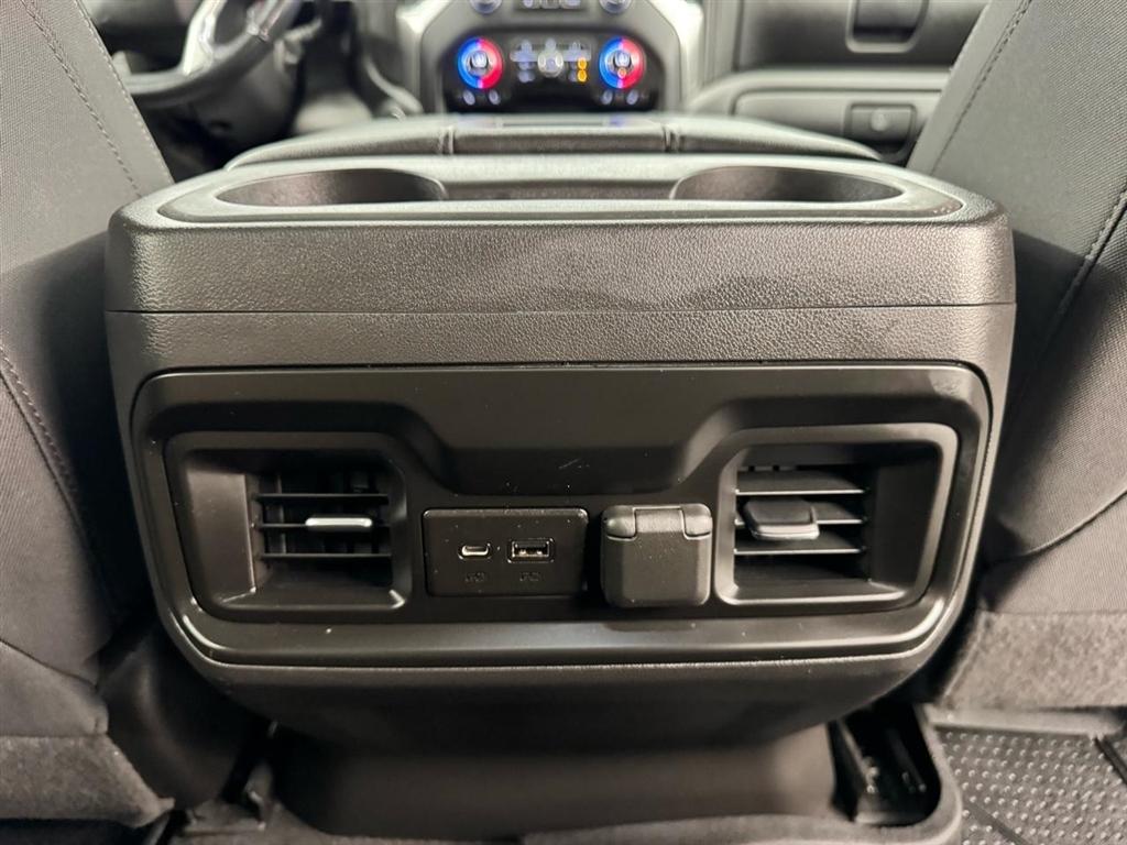 Chevrolet Silverado 1500 4WD Crew Cab 147" RST 2021
