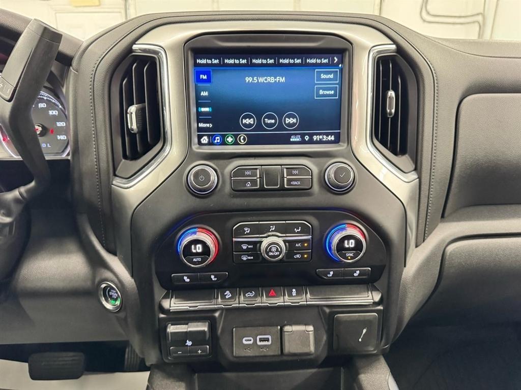 Chevrolet Silverado 1500 4WD Crew Cab 147" RST 2021