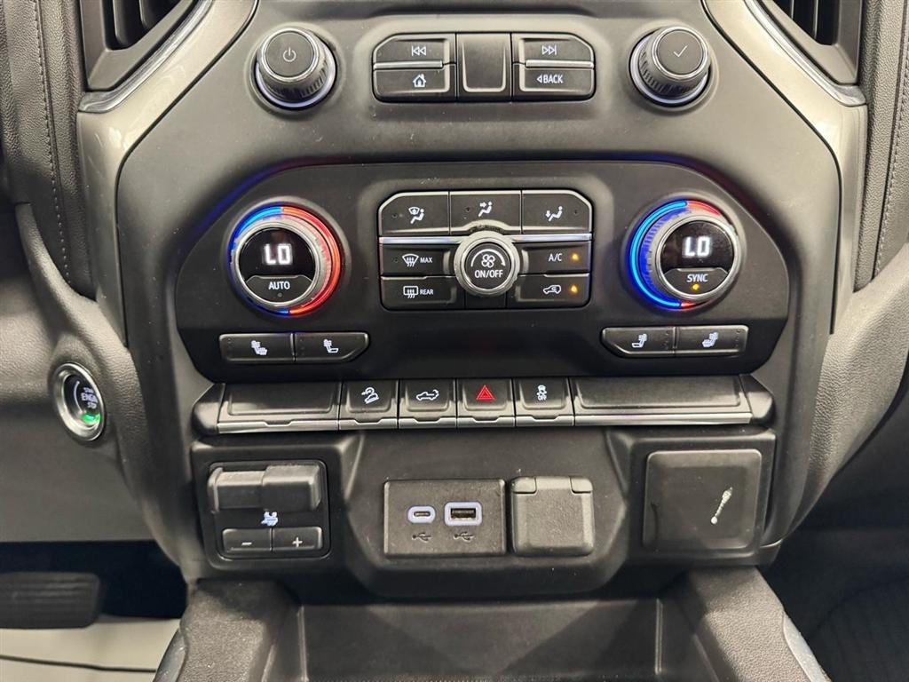 Chevrolet Silverado 1500 4WD Crew Cab 147" RST 2021