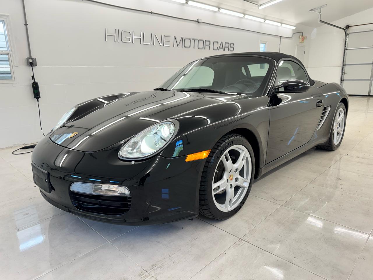 Porsche Boxster 2dr Roadster 2005