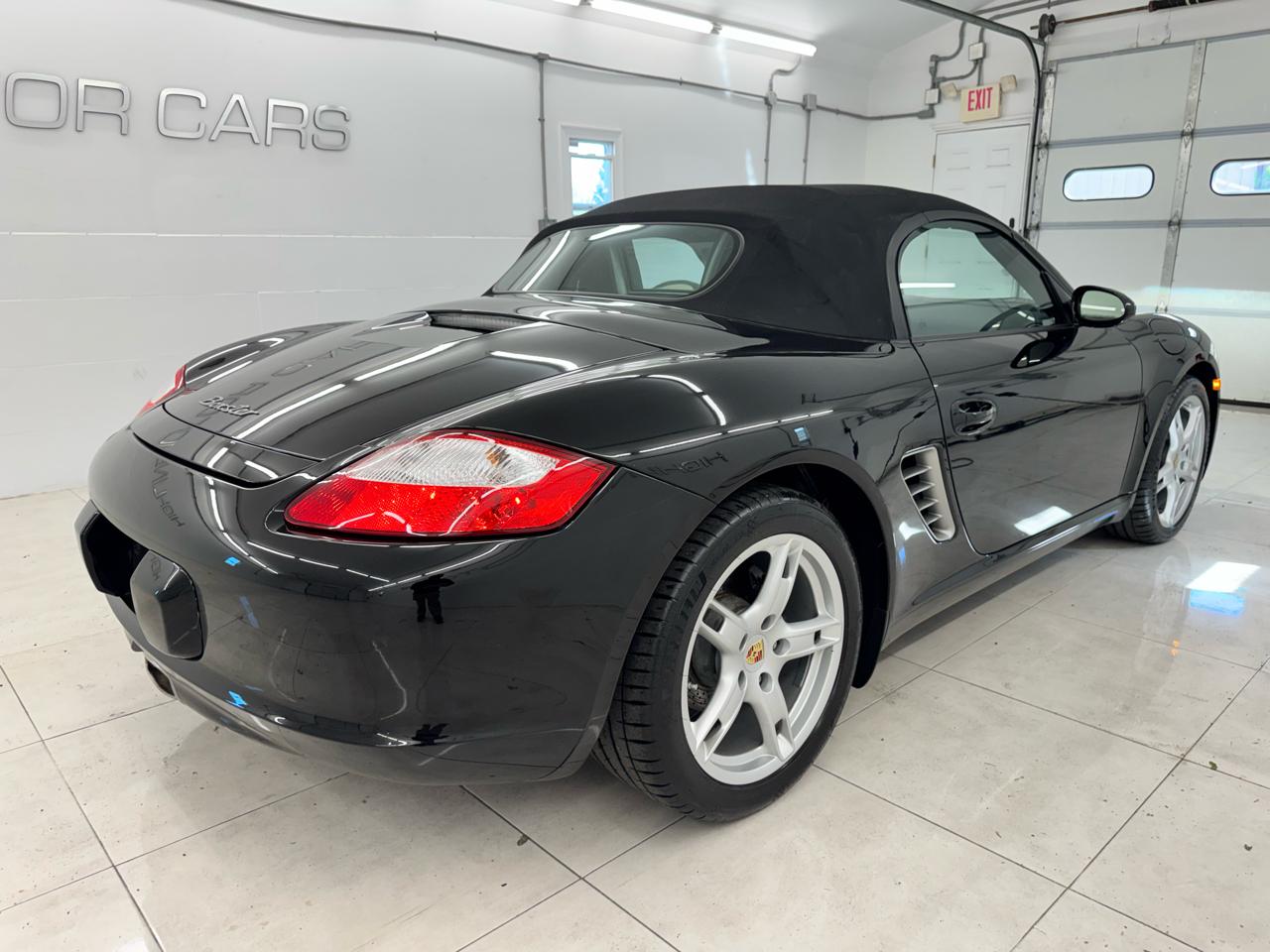Porsche Boxster 2dr Roadster 2005