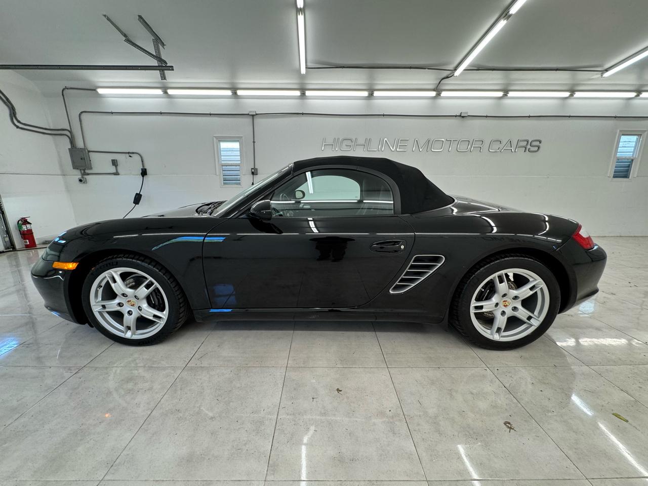 Porsche Boxster 2dr Roadster 2005