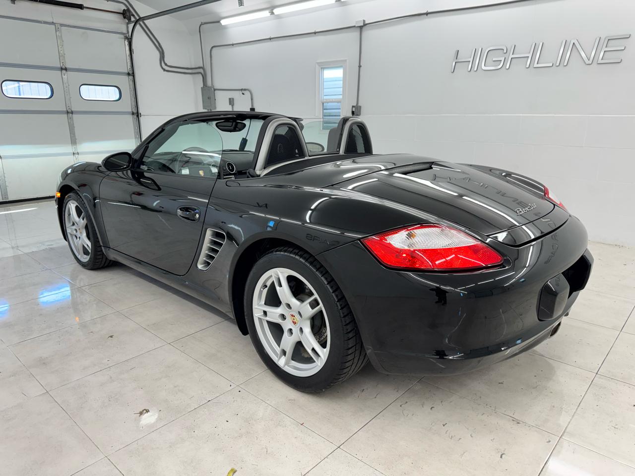 Porsche Boxster 2dr Roadster 2005