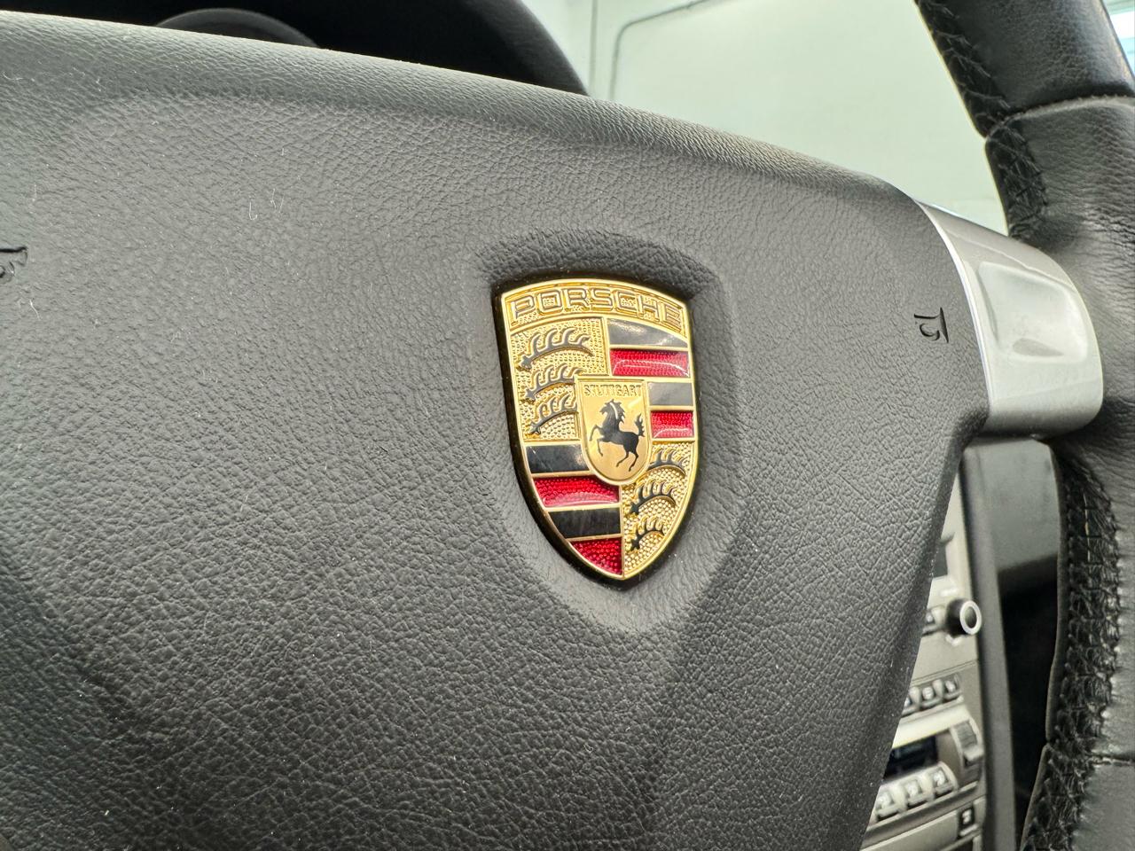 Porsche Boxster 2dr Roadster 2005