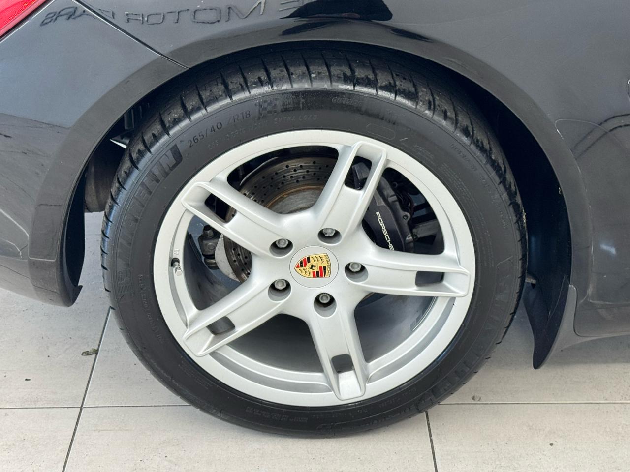 Porsche Boxster 2dr Roadster 2005