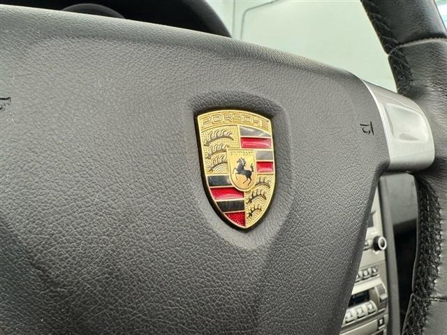Porsche Boxster 2dr Roadster 2005