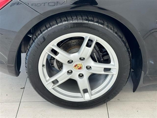 Porsche Boxster 2dr Roadster 2005